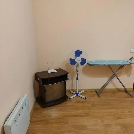 центр з кондиціонером 2кім 8 міс *